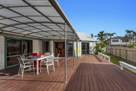 Photo of property in 96a Ocean Road, Ohope, 3121