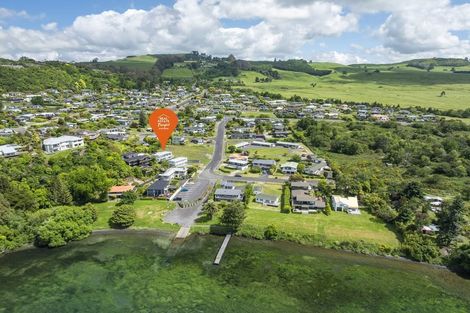 Photo of property in 4/22 Alberta Street, Acacia Bay, Taupo, 3330