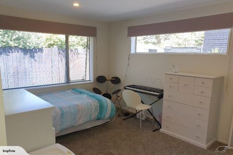 Photo of property in 76 Blue Gum Place, New Brighton, Christchurch, 8083