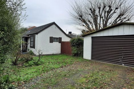 Photo of property in 37 Somerset Crescent, Spreydon, Christchurch, 8024