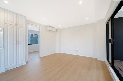 Photo of property in 9b Lomond Street, Takapuna, Auckland, 0622