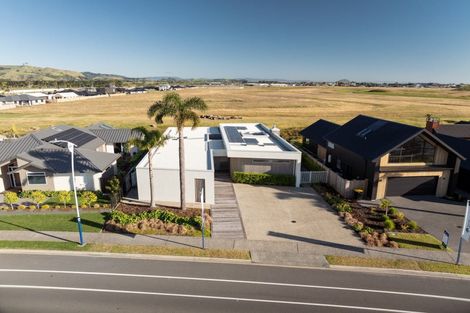 Photo of property in 15 Montiicola Drive, Papamoa Beach, Papamoa, 3118