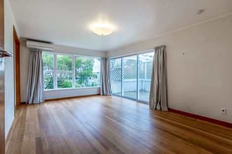 Photo of property in 73 Gloria Avenue, Te Atatu Peninsula, Auckland, 0610