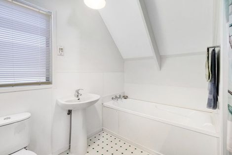 Photo of property in 2162 State Highway 16, Helensville, 0875