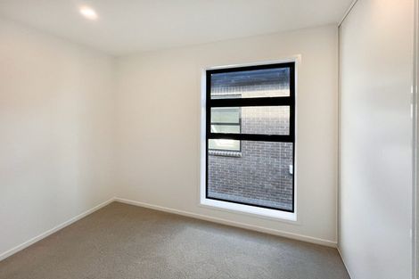 Photo of property in 58 Rauemi Way, Te Atatu South, Auckland, 0610