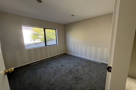 Photo of property in 66a Park Road, Glenfield, Auckland, 0629