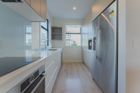 Photo of property in 28 Marine Parade, Hobsonville, Auckland, 0616