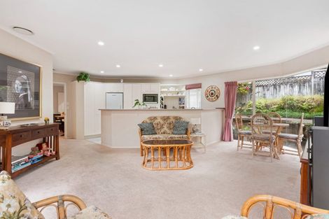Photo of property in 19 Bronte Place, Somerville, Auckland, 2014