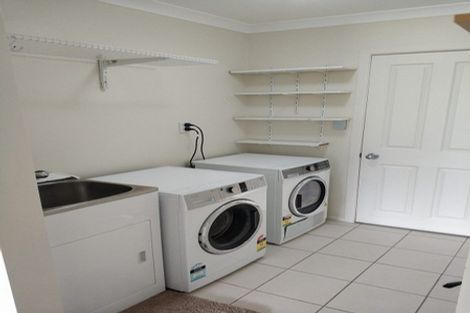 Photo of property in 4 Comber Place, Johnsonville, Wellington, 6037