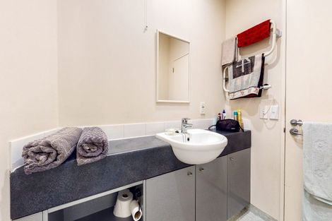 Photo of property in Hume House, 28/152u The Terrace, Wellington Central, Wellington, 6011
