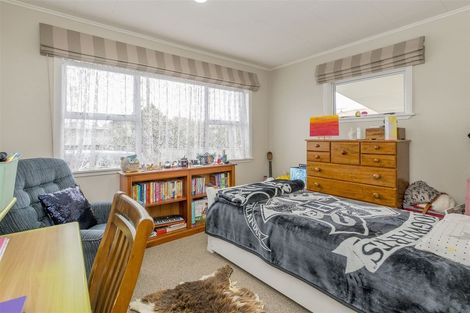 Photo of property in 24 Highbury Drive, Levin, 5510
