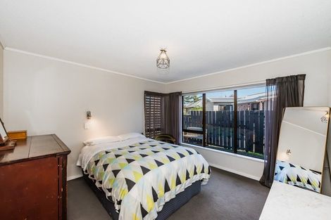 Photo of property in 7 Rodney Grove, Paraparaumu, 5032