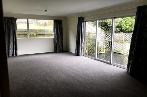 Photo of property in 89b Stewart Drive, Newlands, Wellington, 6037