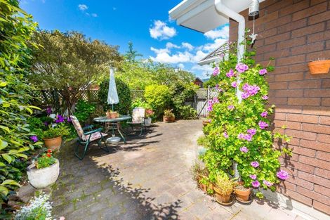 Photo of property in 4f1- Comeskey Grove, Elderslea, Upper Hutt, 5018