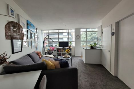 Photo of property in Hume House, 152u1 The Terrace, Wellington Central, Wellington, 6011