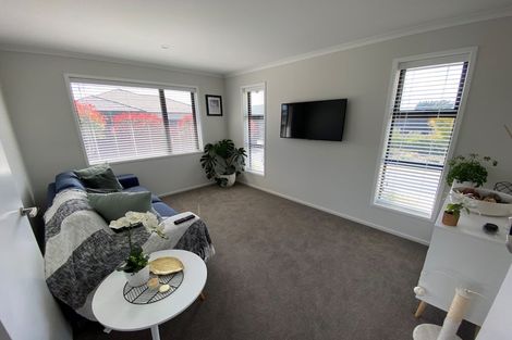 Photo of property in 5 Fairbairn Road, Rolleston, 7614