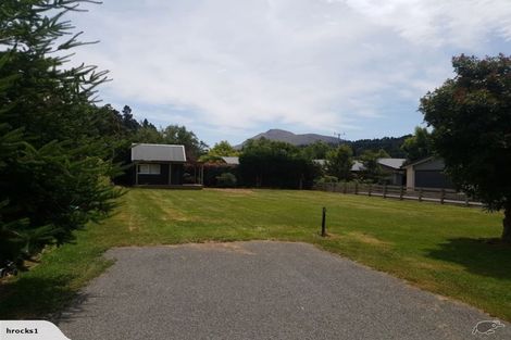 Photo of property in 12 Ryton Place, Lake Coleridge, 7572