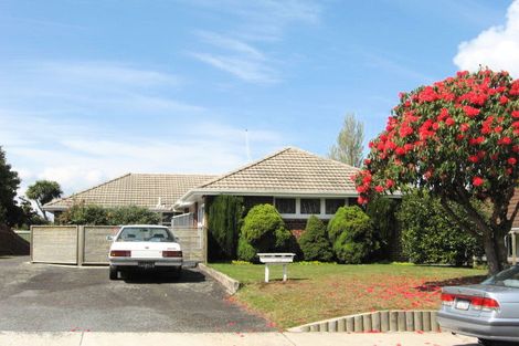 Photo of property in 121 Kawaha Point Road, Kawaha Point, Rotorua, 3010