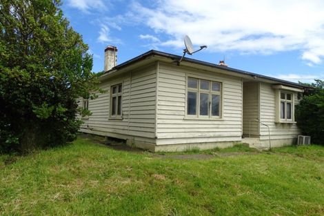Photo of property in 28 Ocean Beach Road, Bluff, 9814