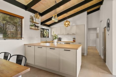 Photo of property in 1115 State Highway 16, Waimauku, 0883