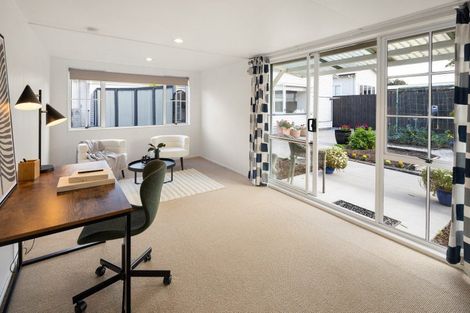 Photo of property in 74 Princes Street, Cambridge, 3434