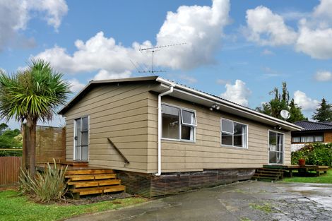 Photo of property in 55 Stottholm Road, Titirangi, Auckland, 0604