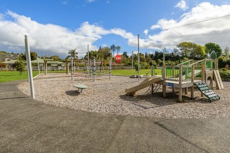 Photo of property in 114 Carlton Street, Bellevue, Tauranga, 3110