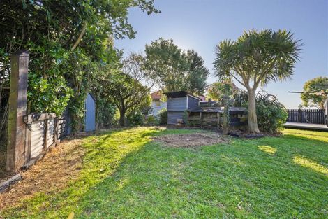 Photo of property in 21 Martin Street, Ranui, Porirua, 5024