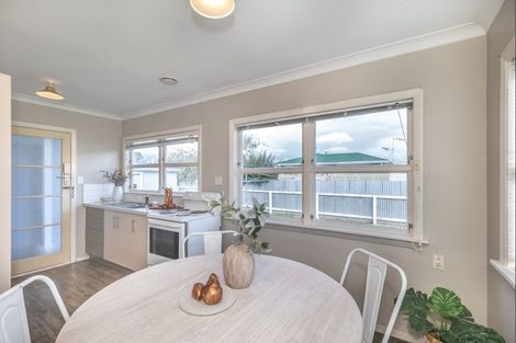 Photo of property in 34 Parsons Avenue, Levin, 5510