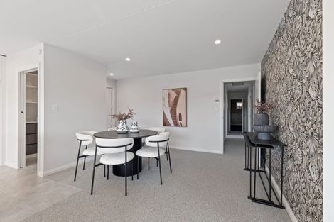 Photo of property in 5 Mangatainoka Lane, Awapuni, Palmerston North, 4412