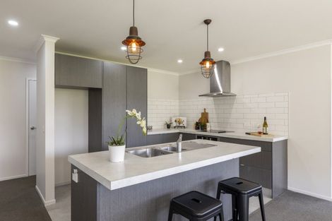 Photo of property in 37 Cyrus Street, Whalers Gate, New Plymouth, 4310