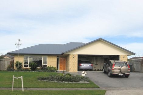 Photo of property in 4 Fencourt Place, Rototuna North, Hamilton, 3210