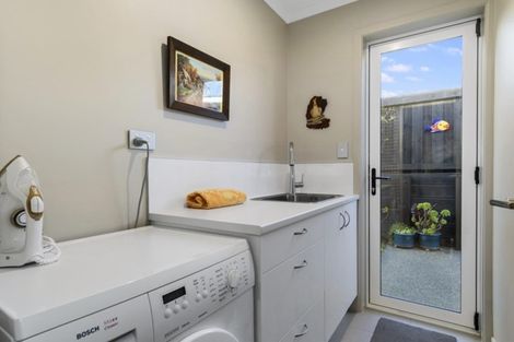 Photo of property in 30 Harbelle Close, Bethlehem, Tauranga, 3110