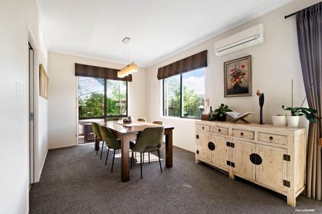 Photo of property in 8 Seamount Drive, Red Beach, 0932