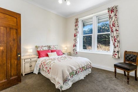 Photo of property in 19 Royal Street, Berhampore, Wellington, 6023