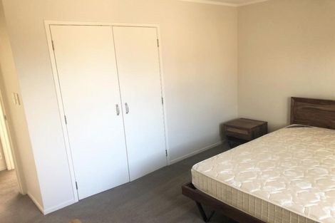 Photo of property in 54 Stanley Road, Glenfield, Auckland, 0629