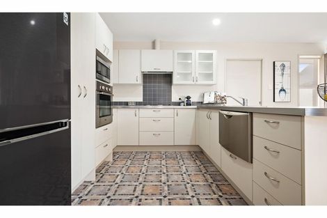 Photo of property in 87b Saint Martins Road, Saint Martins, Christchurch, 8022