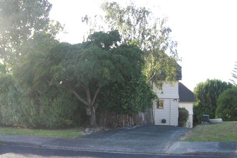 Photo of property in 2/29 Marcel Place, Glenfield, Auckland, 0629