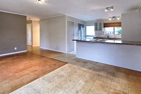 Photo of property in 55 Stottholm Road, Titirangi, Auckland, 0604