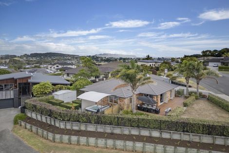 Photo of property in 43 Abby Close, Pukekohe, 2120