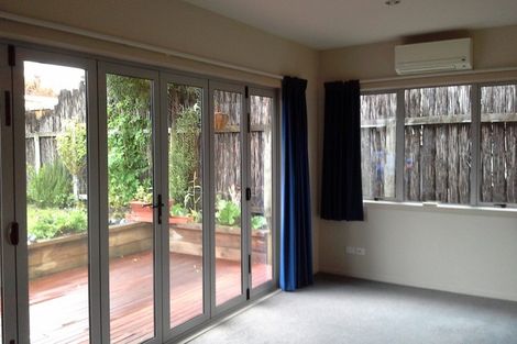 Photo of property in 18 Frederick Street, Two Mile Bay, Taupo, 3330