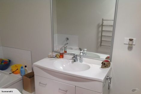 Photo of property in 8 Popokatea Drive, Takanini, 2112