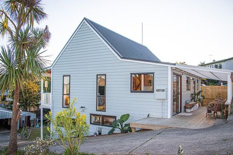 Photo of property in 13a East Street, Raglan, 3225