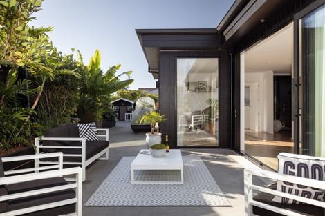 Photo of property in 33 Montia Close, Papamoa Beach, Papamoa, 3118