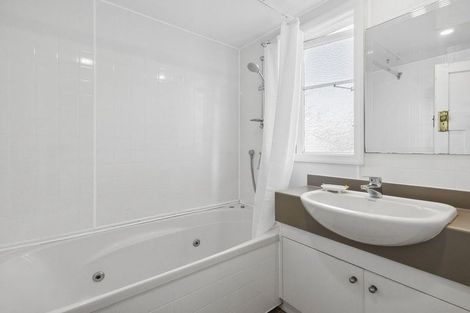 Photo of property in 6 Lothian Street, Maori Hill, Dunedin, 9010