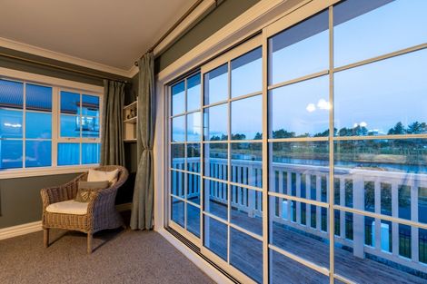 Photo of property in 39 Dittmer Drive, Awapuni, Palmerston North, 4412