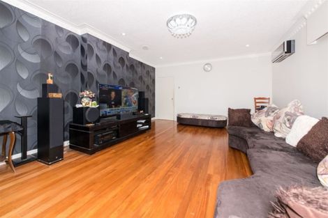 Photo of property in 52 Pleasant Road, Glen Eden, Auckland, 0602