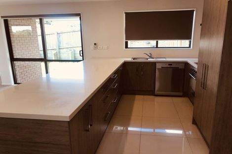 Photo of property in 4 Isabella Drive, Pukekohe, 2120