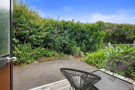 Photo of property in 3/3 Peter Terrace, Castor Bay, Auckland, 0620