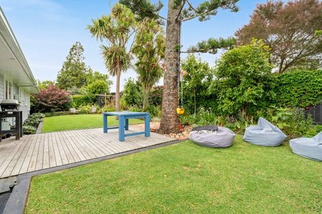Photo of property in 407a Main Road, Huapai, Kumeu, 0810